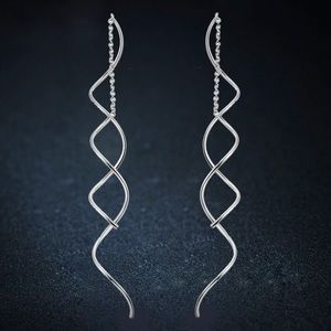 Twisted Threaders